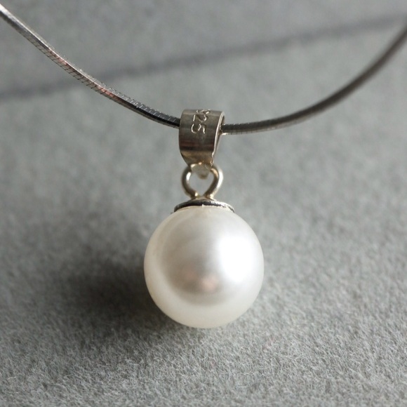 Jewelry - Pearl pendant on Italian Sterling Silver 925 Necklace with Gift box
